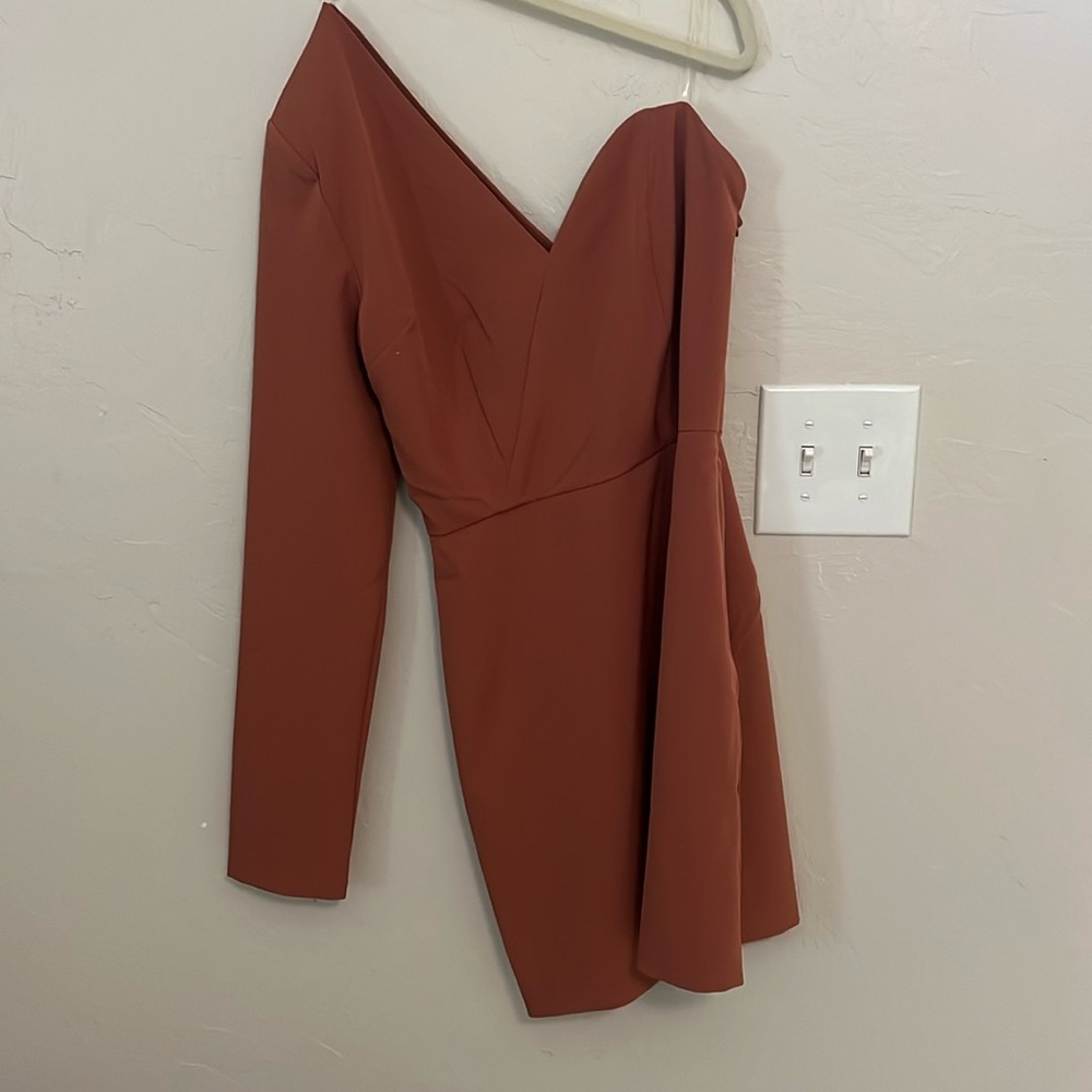 One shoulder dress